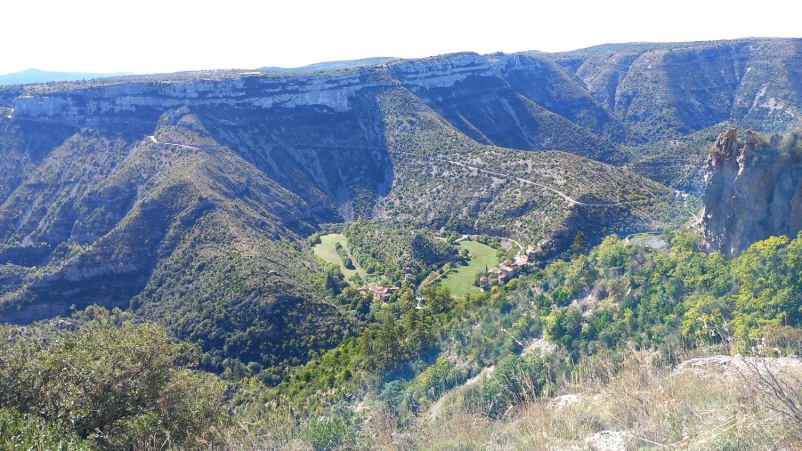 Entre Ciel Et Montagne Villa Bez-et-Esparon Екстериор снимка